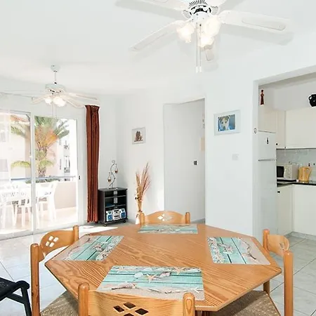 Pafia Apartament *