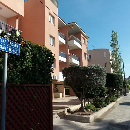 Pafia Apartment *